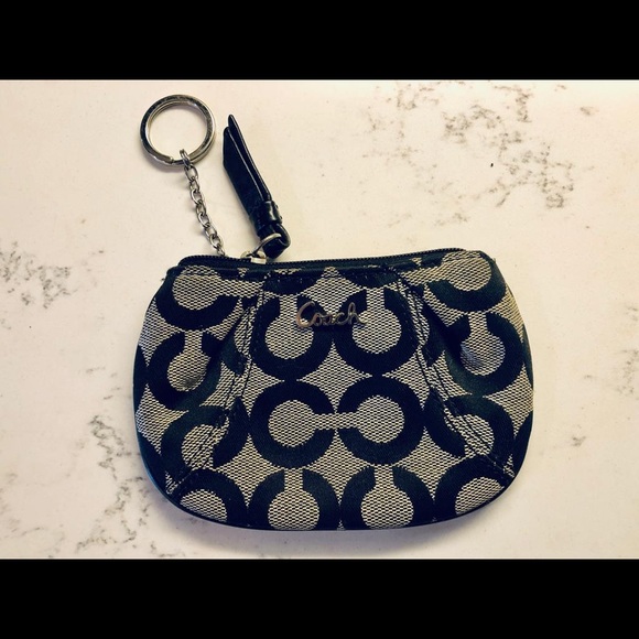 Coach Handbags - Coach coin case/wallet with key chain